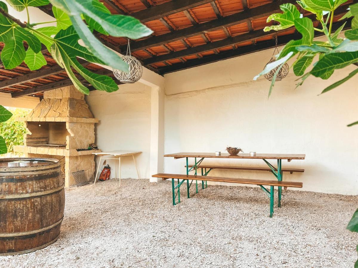 Luxury Beach Apartment W Sunset Sea Views Šibenik Kültér fotó