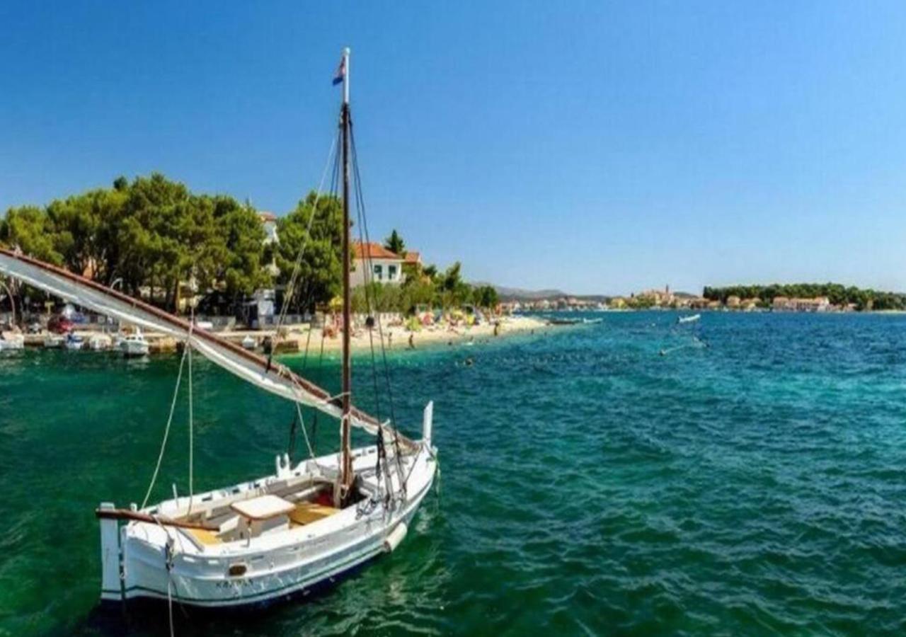 Luxury Beach Apartment W Sunset Sea Views Šibenik Kültér fotó